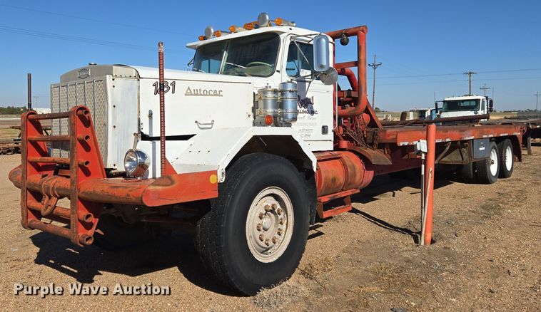1981 Autocar DC10364B winch truck - DO1764