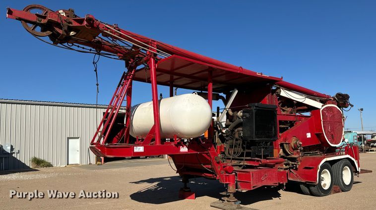 Cable tool drilling rig trailer - DO1765