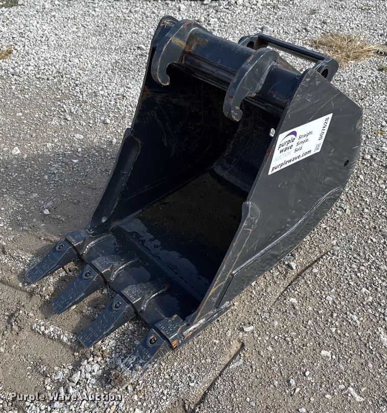 Bobcat MX4T bucket - DO7628