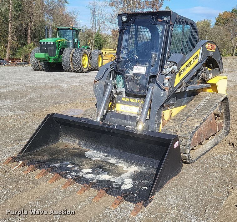 2014 New Holland C238 tracked skid steer loader - DQ3744
