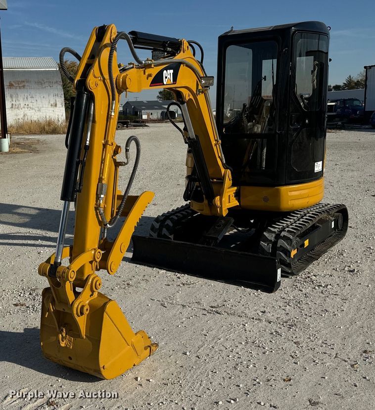2006 Caterpillar 303CR mini excavator - DT2107