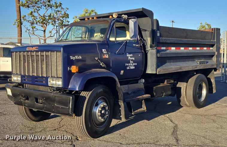 1990 GMC 7000 dump truck - DT5318