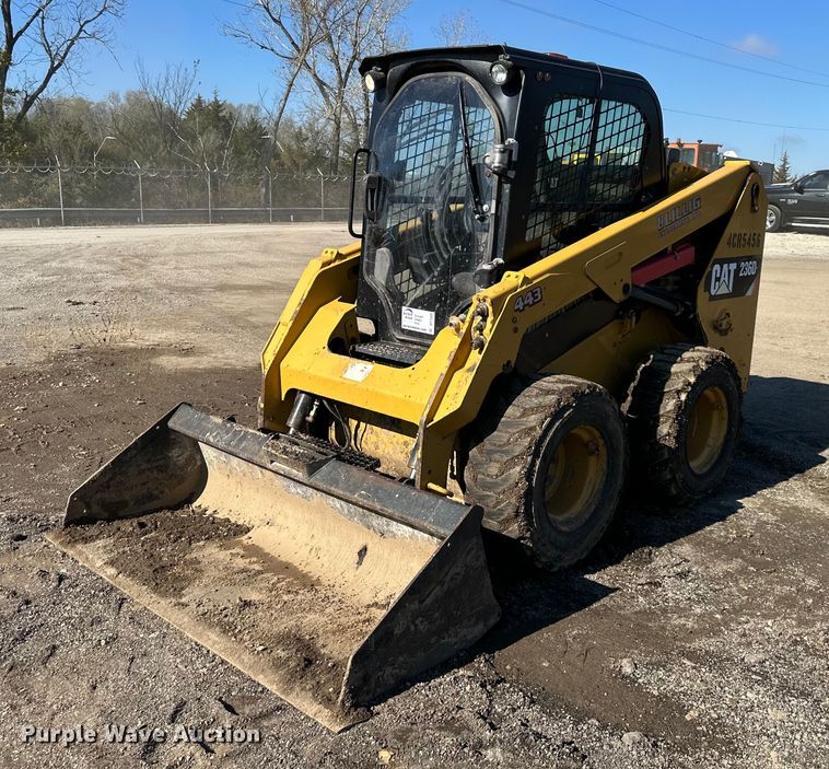 2014 Caterpillar 236D skid steer loader - DT7549