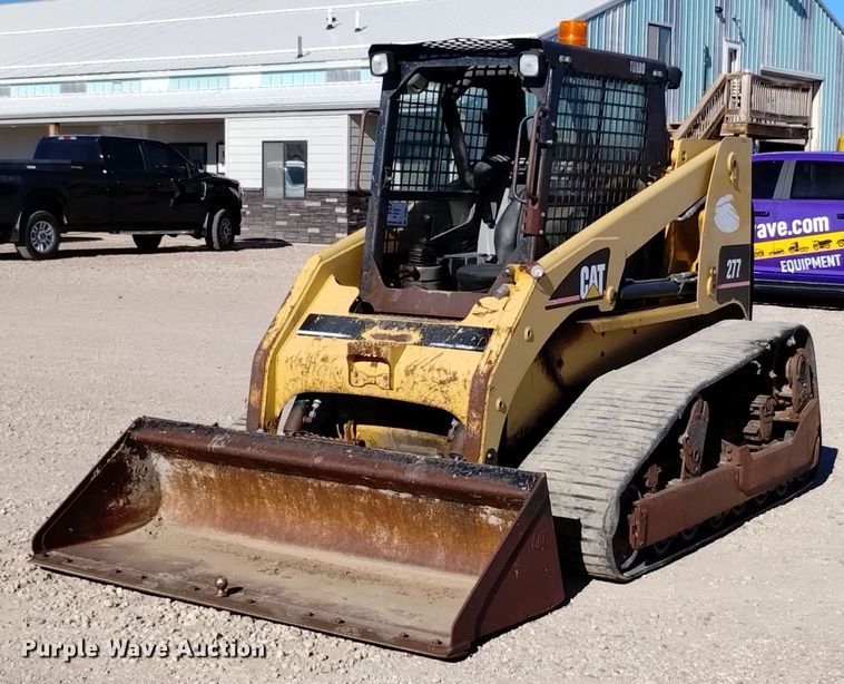 2001 Caterpillar 277 tracked skid steer loader - DV6567
