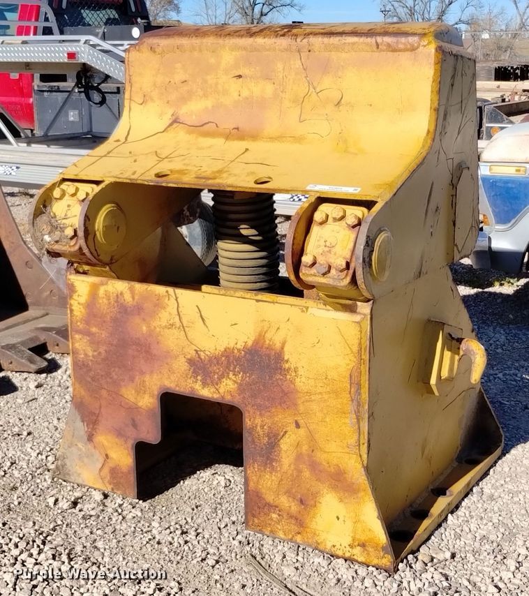 Caterpillar push block - EG9954