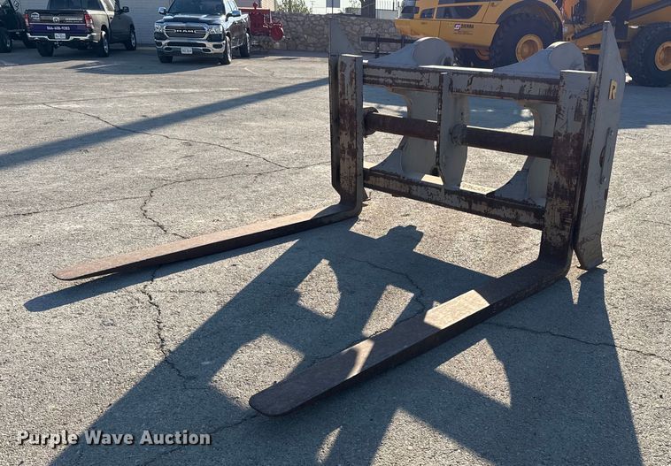 Rockland UCF L150H wheel loader forks - EJ3121