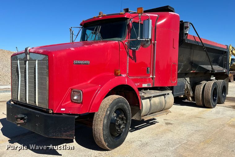 2008 Kenworth T800 dump truck - EJ5060