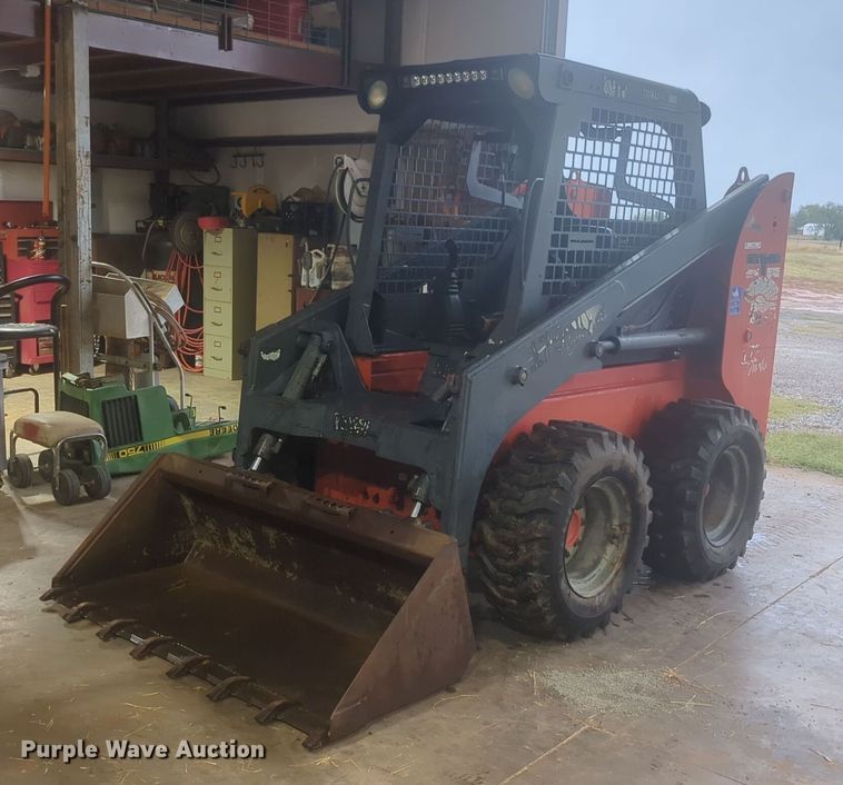 Thomas B403/LQ170R skid steer loader - EQ2448