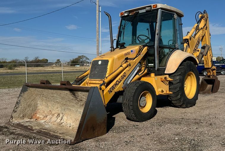 1999 New Holland 655E backhoe - MS9945