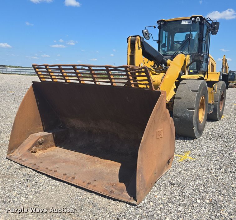 2017 Caterpillar 930M Waste high lift wheel loader - YA0043