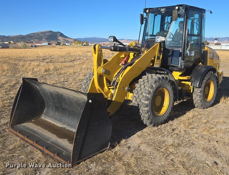 2022 Caterpillar 908M wheel loader - YA0070