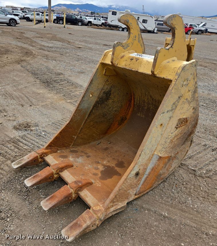 WBM 48" W excavator bucket - YA0113