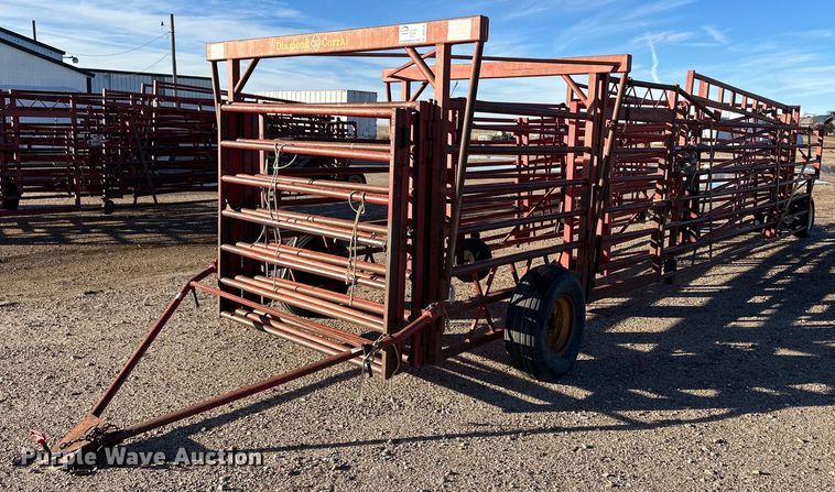 Diamond W corral - DQ3144