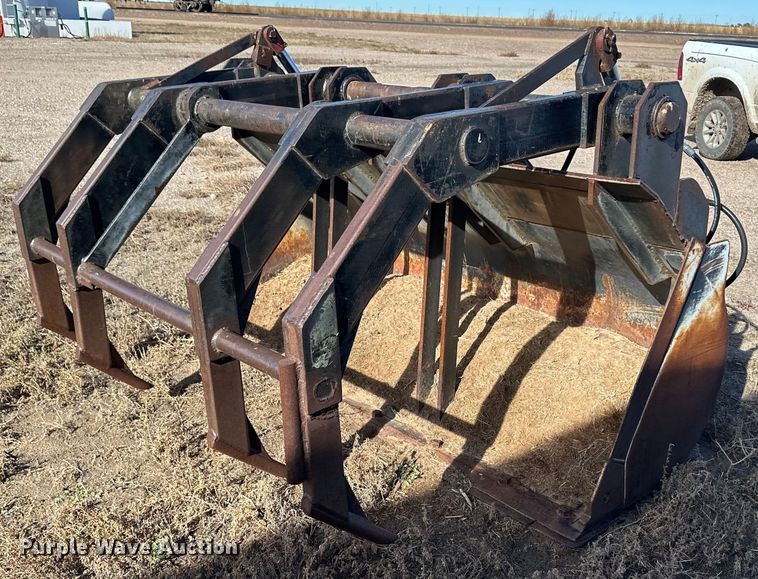 94" W grapple bucket - DQ3146