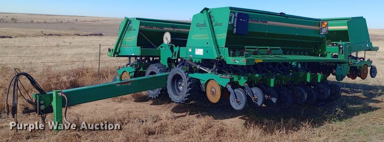 2013 Great Plains 3S-3000HD-4875 grain drill - DQ3172