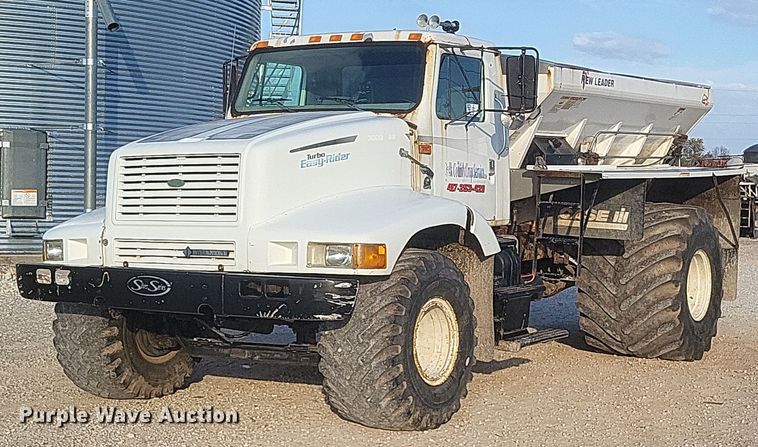 2000 International 2554 spreader truck - DQ3741