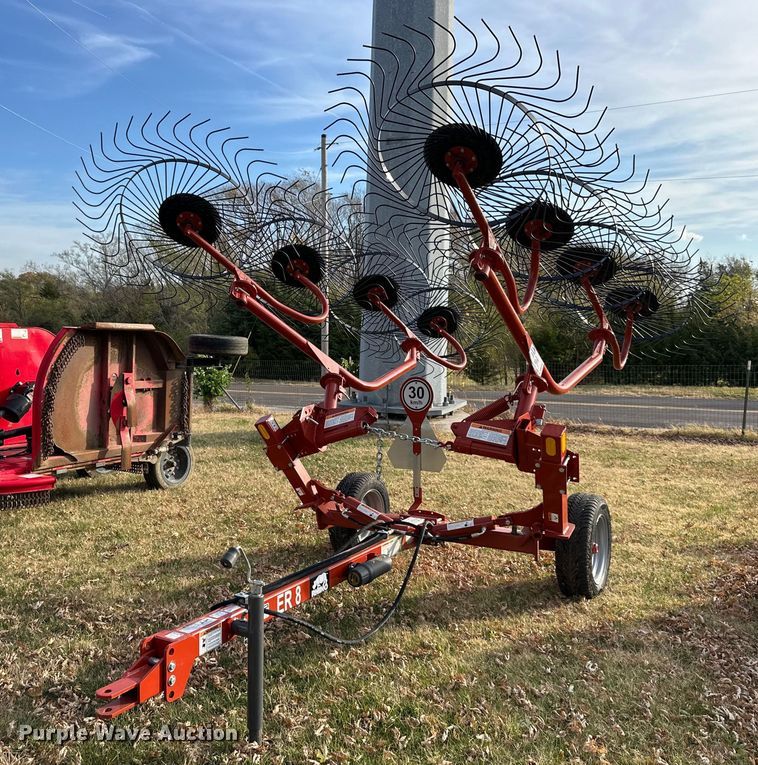 2023 Rhino ER8 hay rake - DR2747