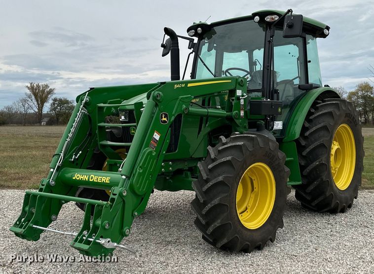 2024 John Deere 5095M MFWD tractor - DS3135