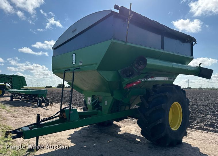 Brent 770 grain cart - EJ3190