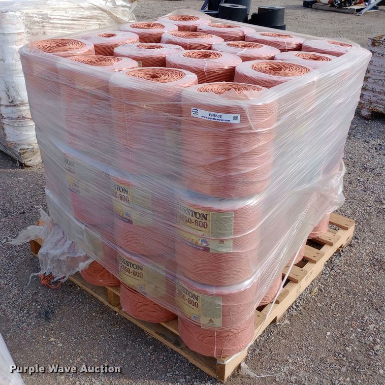 Approximately 48 rolls Hesston Pro 2850-800 twine - EN8535