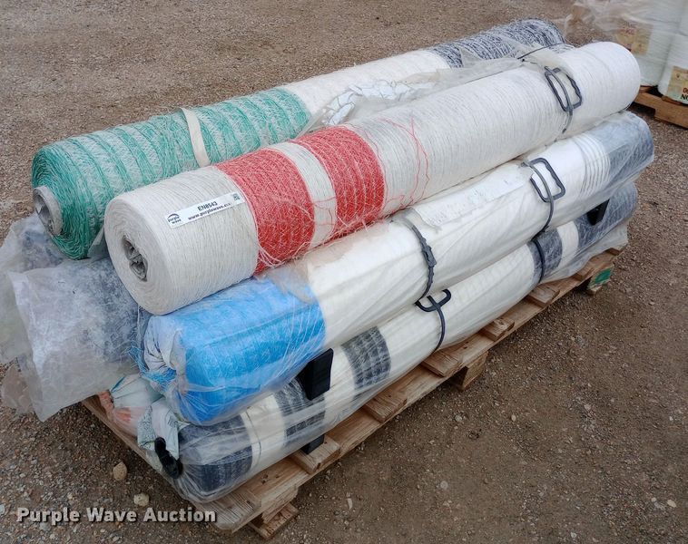 (8) hay wrap rolls - EN8543