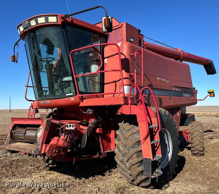 2003 Case IH 2388 combine - ER8175