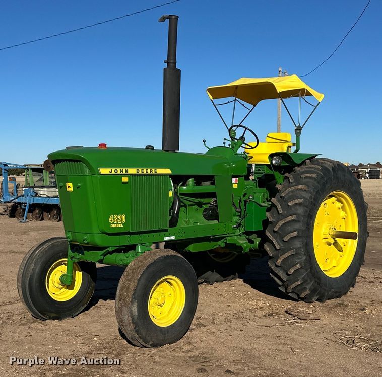 1971 John Deere 4320 tractor - ER8281