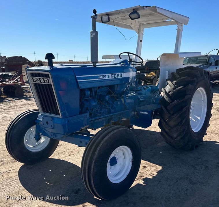 Ford 6600 tractor - ER8413