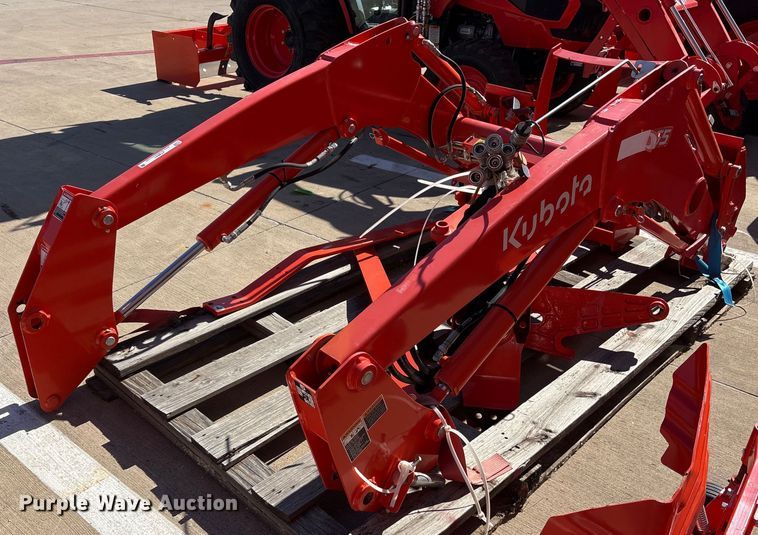 Kubota  LA1065 loader - JT9651