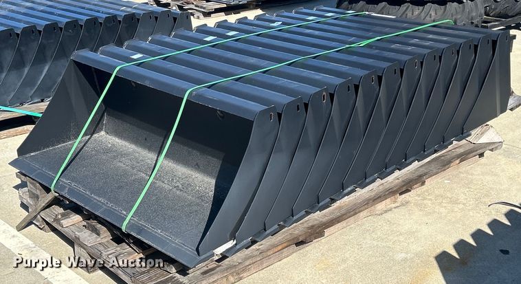 (12) 48" W buckets  - MO9273