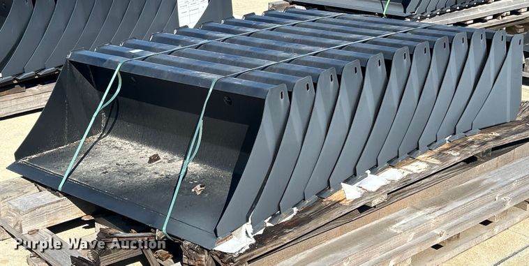 (12) 48" W buckets  - MO9278