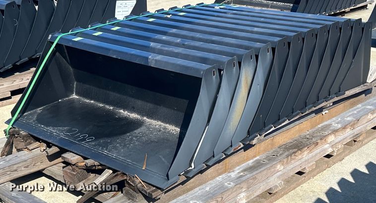 (12) 48" W buckets  - MO9282