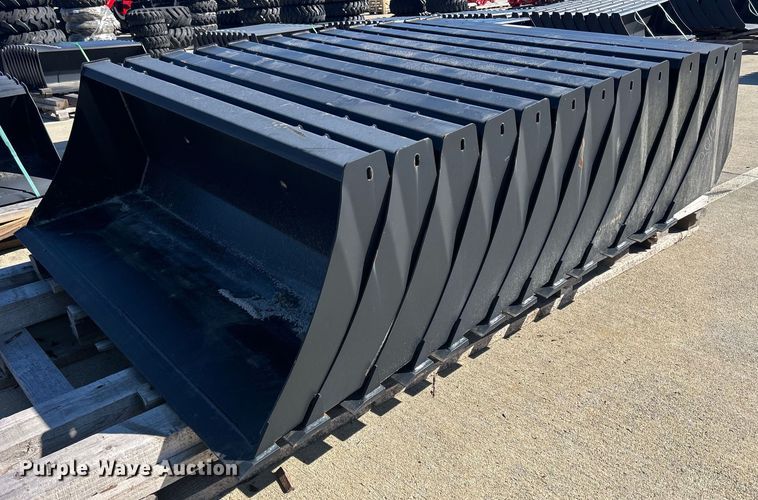 (12) 60" W buckets  - MO9286
