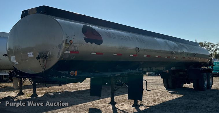 2000 Heil tank trailer - DN0811