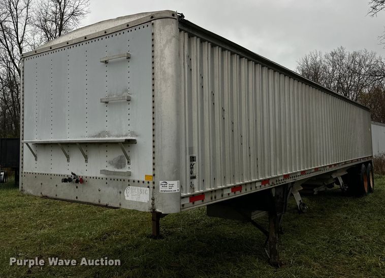 1987 Wilson AGH-800 grain trailer - DT2220