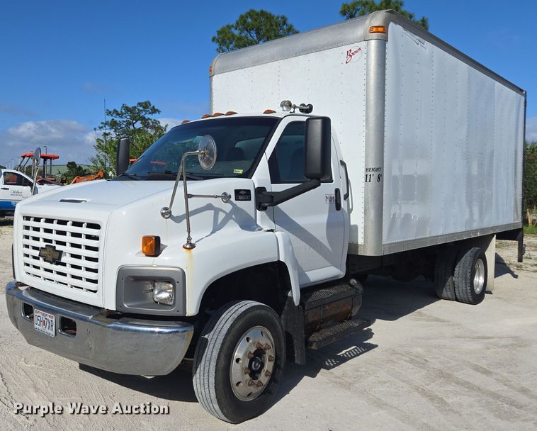 2007 Chevrolet C6500 box truck - DX1492
