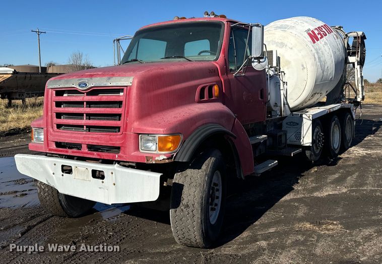 1998 Ford Z96 ready mix truck - DX3781
