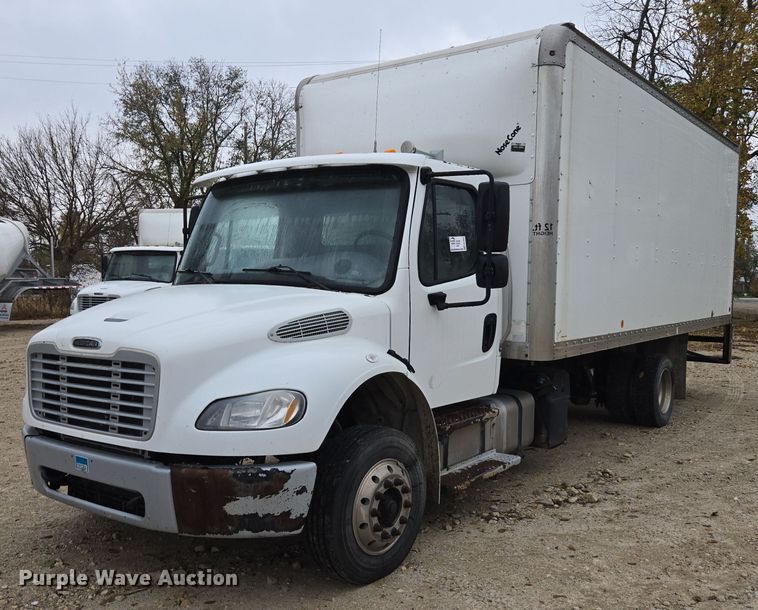 2017 Freightliner Business Class M2 box truck - EE7883