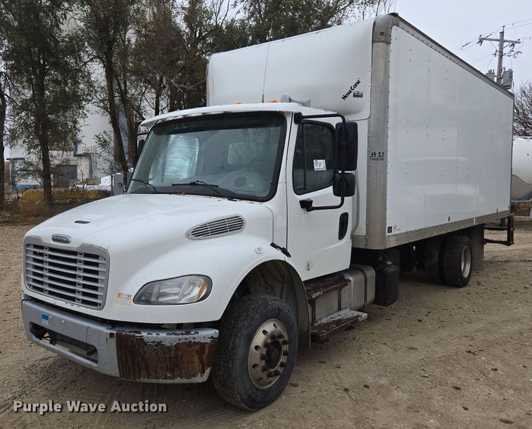 2017 Freightliner Business Class M2 box truck - EE7884