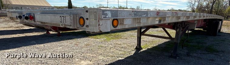 2012 Wilson CF1080 flatbed trailer - EG7879