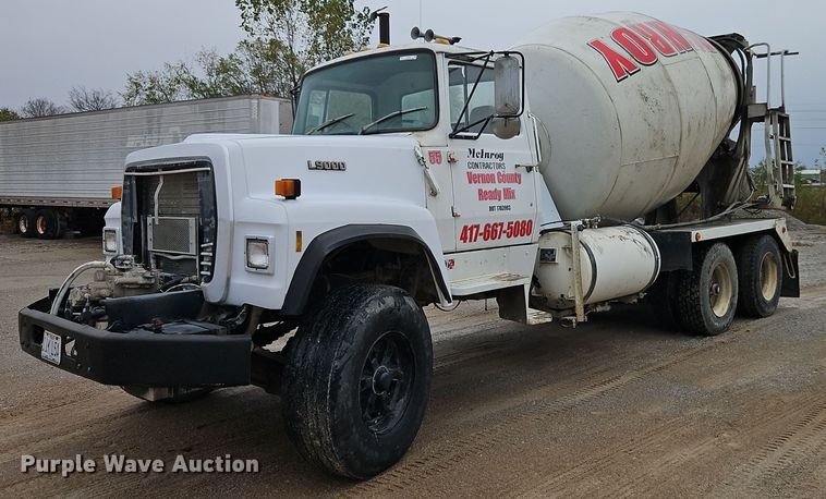 1988 Ford L9000 ready mix truck - EI8550