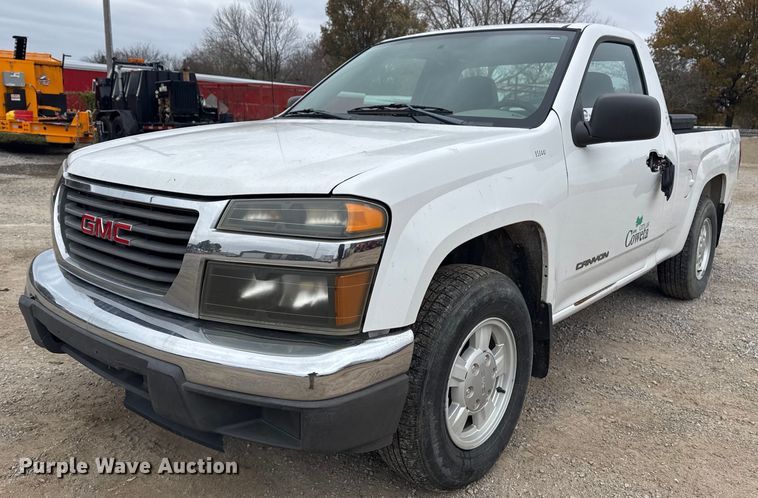 2005 GMC Canyon pickup truck - DO7650