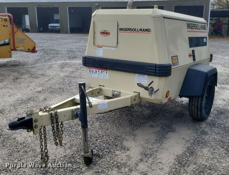 1999 Ingersoll Rand 185 air compressor - DQ3790