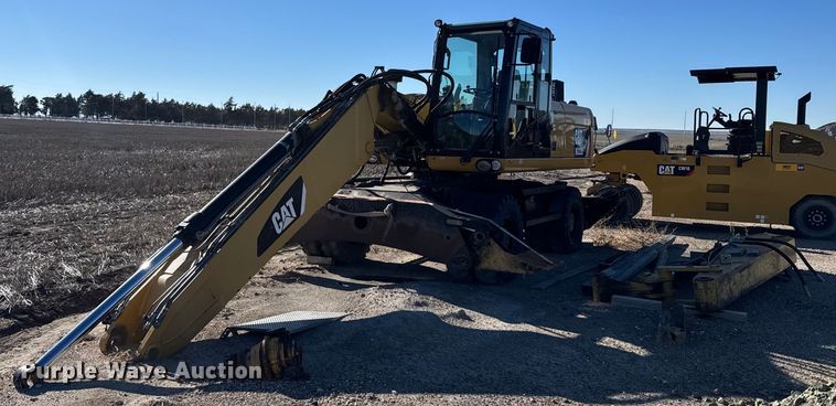 2011 Caterpillar M322D wheeled excavator - DX3846