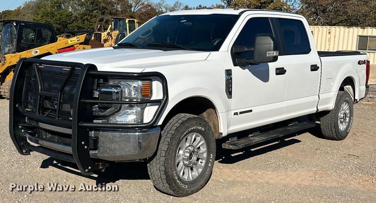 2020 Ford F250 Super Duty STX Crew Cab pickup truck - EJ5144