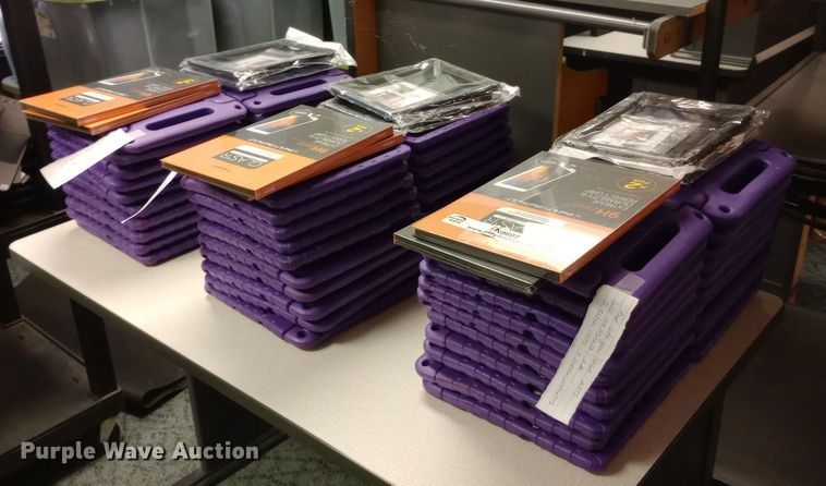 Approximately 60 6th gen A1893 iPads - EN8602