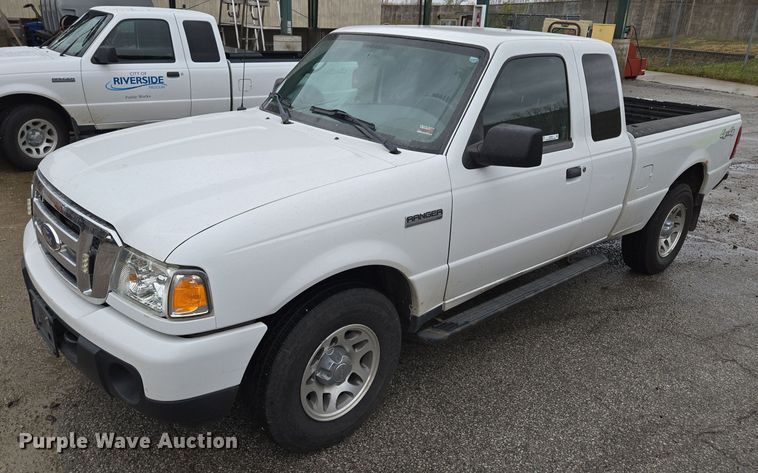2010 Ford  Ranger  SuperCab pickup truck - EQ3634