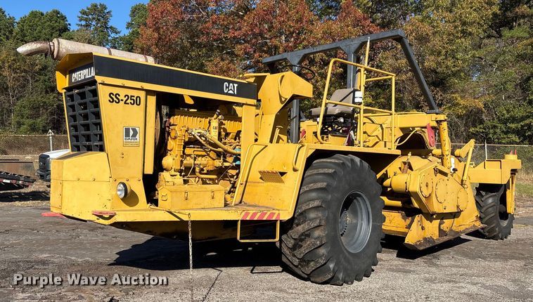 1990 Caterpillar SS-250 soil stabilizer / recycler - JT9627