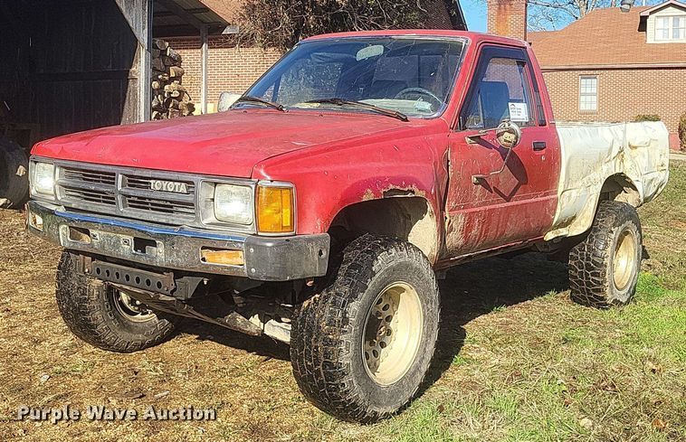 1987 Toyota Tacoma pickup truck - DQ3777