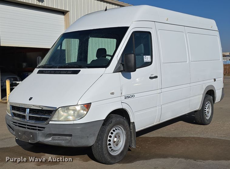 2006 Dodge Sprinter 2500 van - DW3853